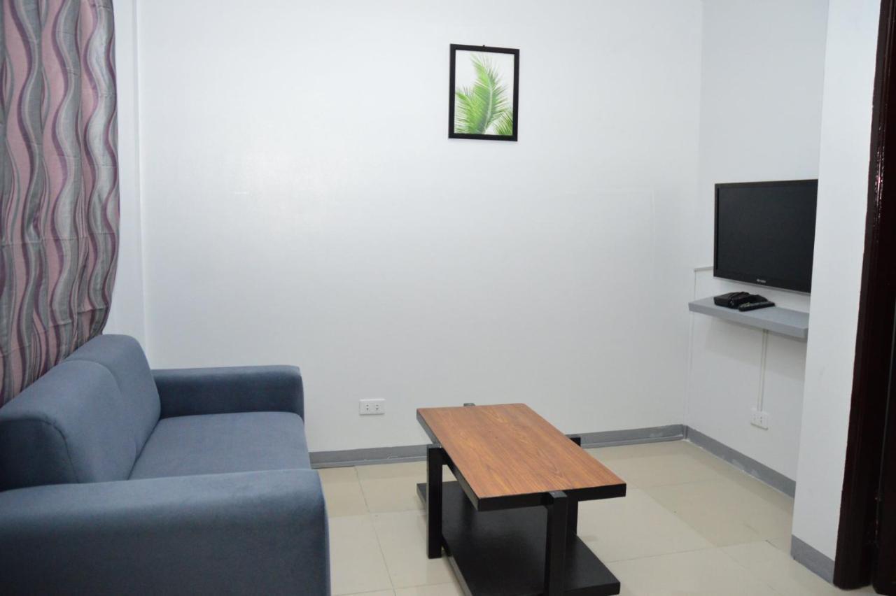 אנגלס Elti Condotel By Bluebookers מראה חיצוני תמונה